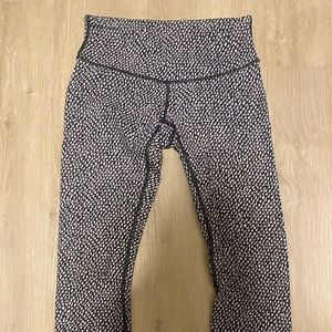 Lululemon 3/4 Leggings